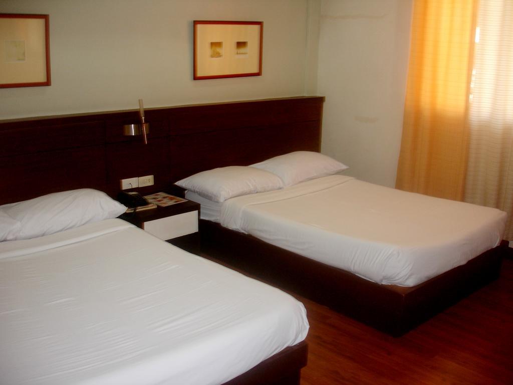 Roxas Midtown Hotel ห้อง รูปภาพ