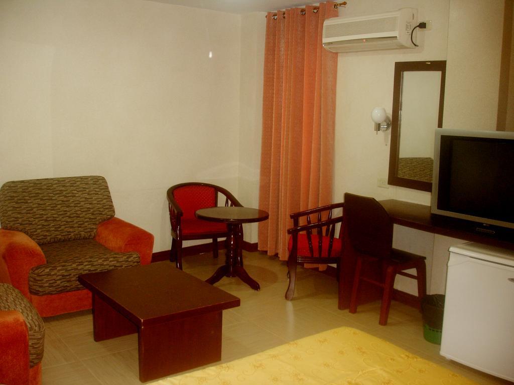 Roxas Midtown Hotel ห้อง รูปภาพ